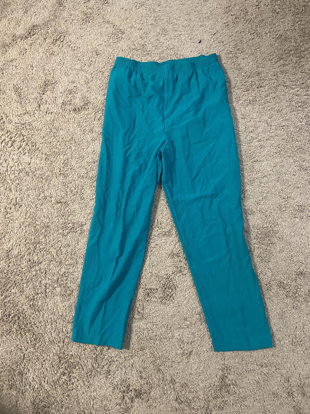 C.M. SHAPES Dress Pants Womens Medium Blue Pull On Elastic Waist Straight Leg